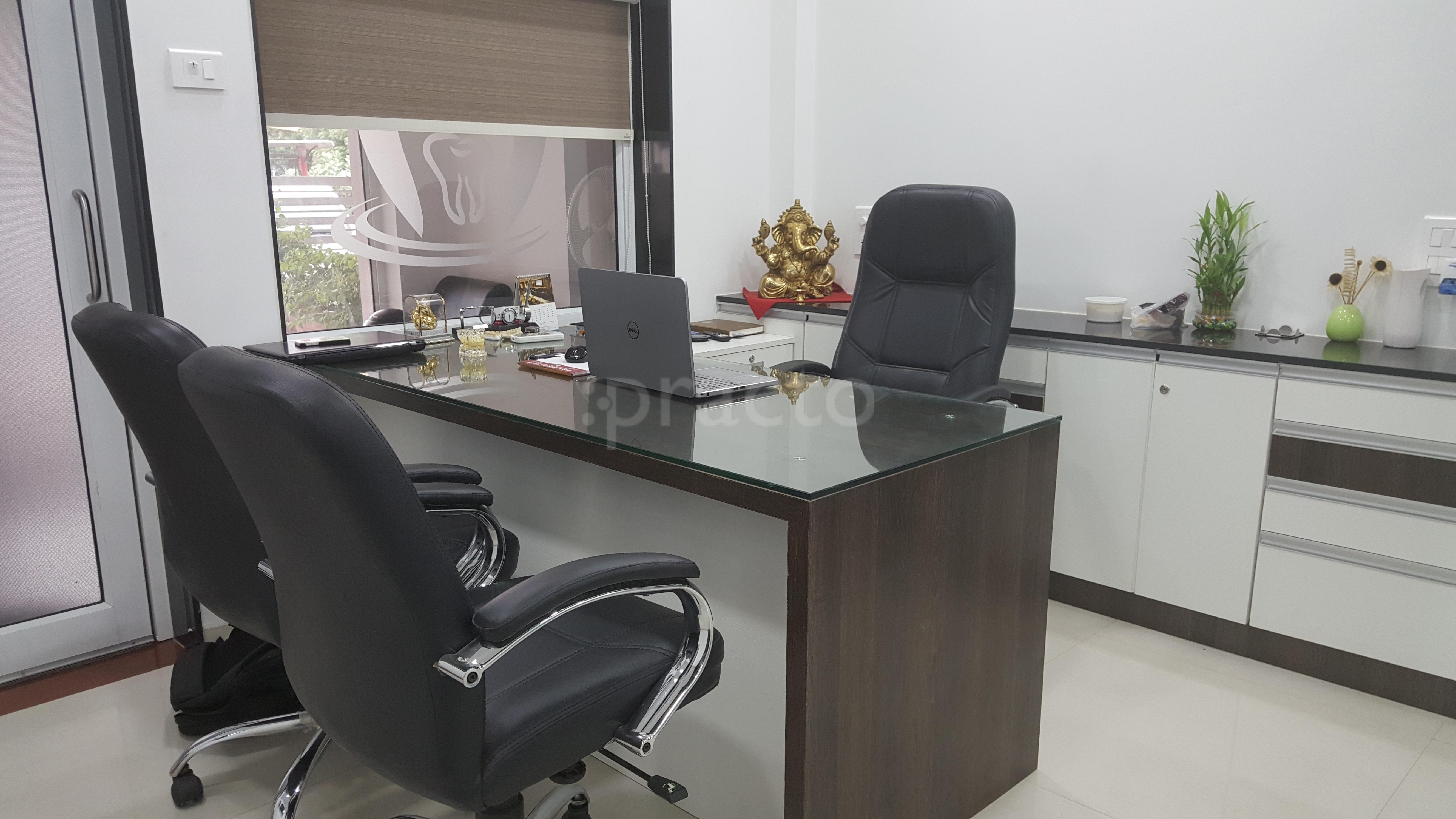 Modi Dental Care Shastrinagar Ahmedabad