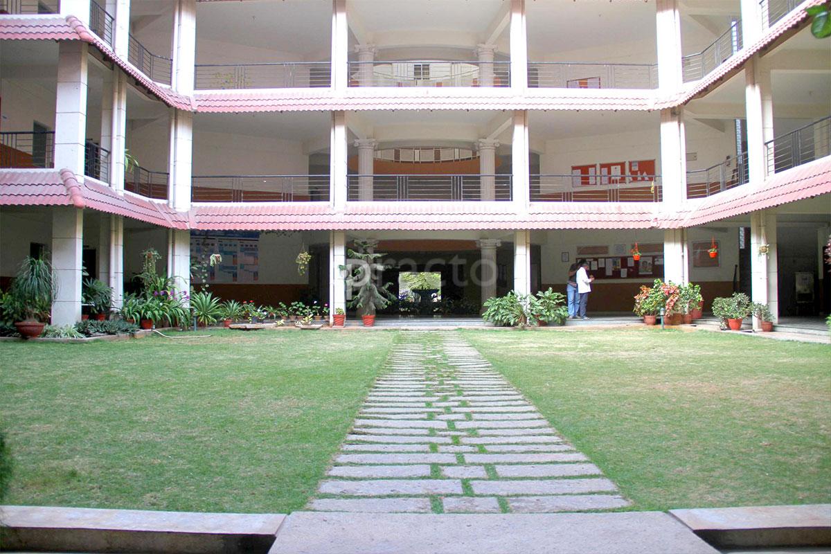 Entrance at Montfort Counselling Centre Indiranagar Bangalore