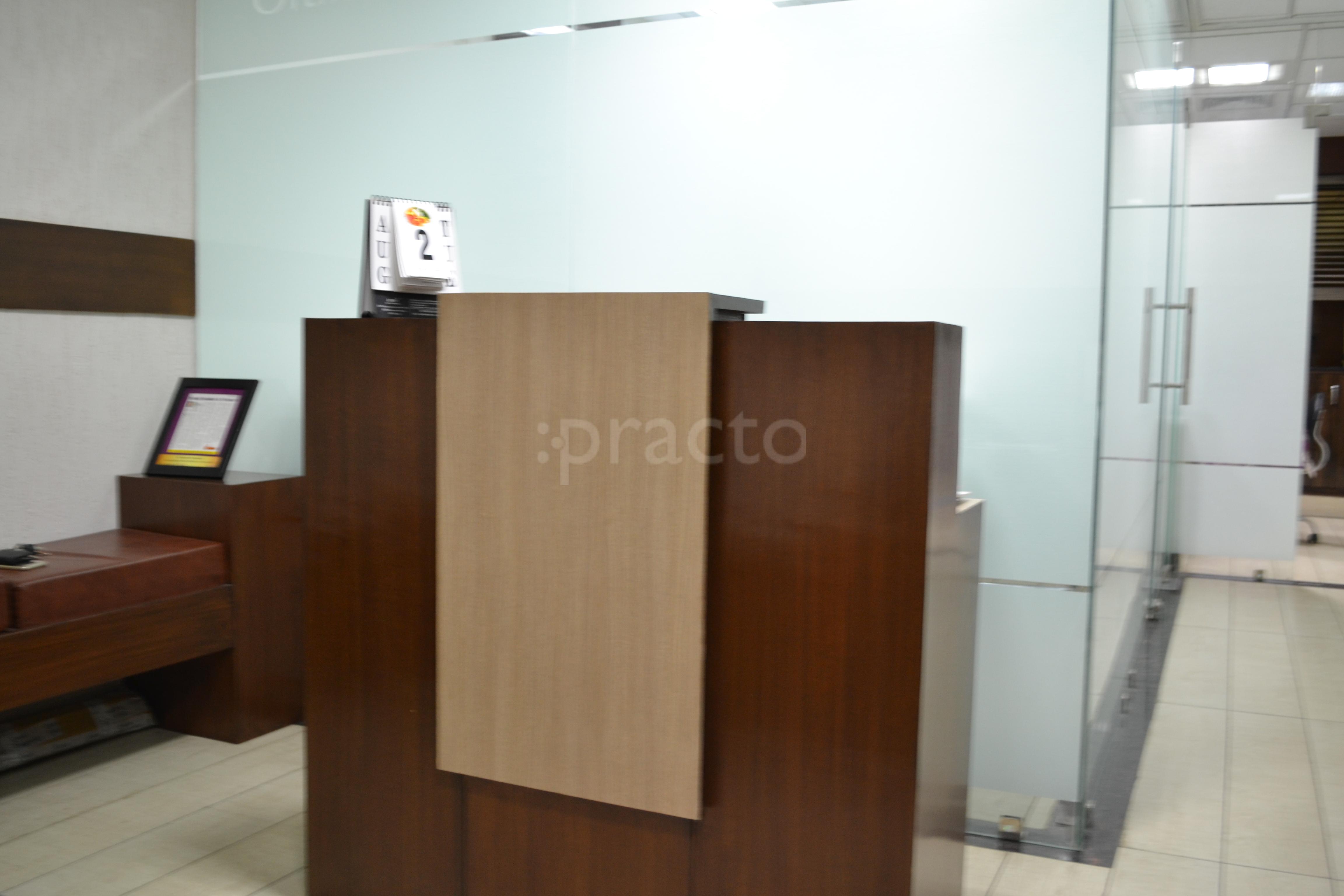 Reception at Multispeciality Clinic Gurgaon Sector 49 Gurgaon