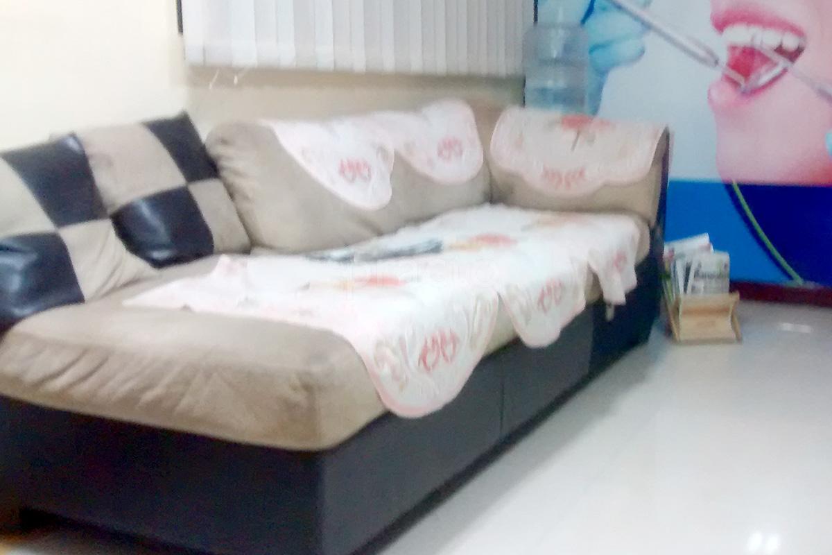 Waiting Area at Murthy Dental Clinic Krishna Raja Mohalla Mysore