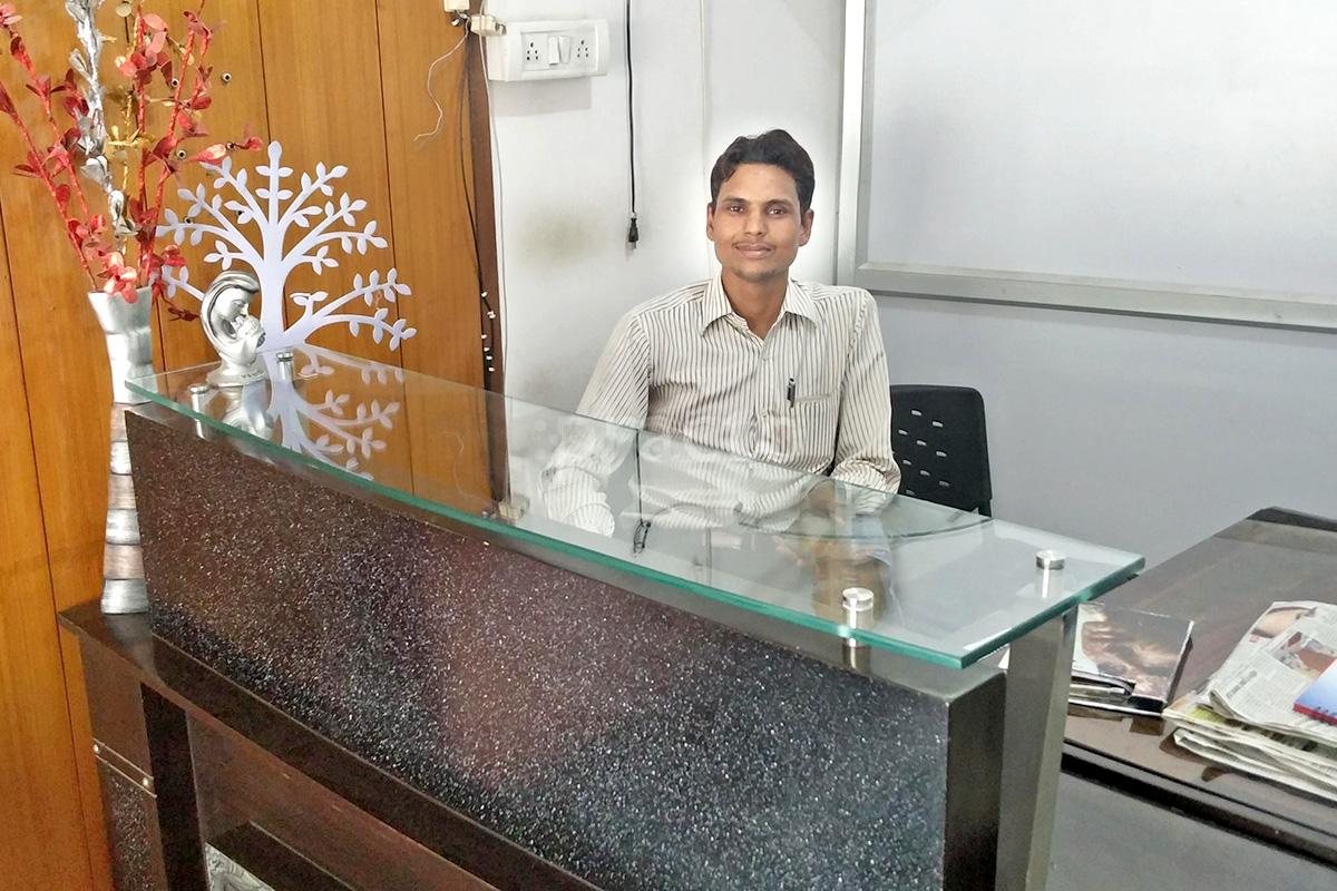 Reception at Nangia Skin Care Clinik Railway Road Gurgaon
