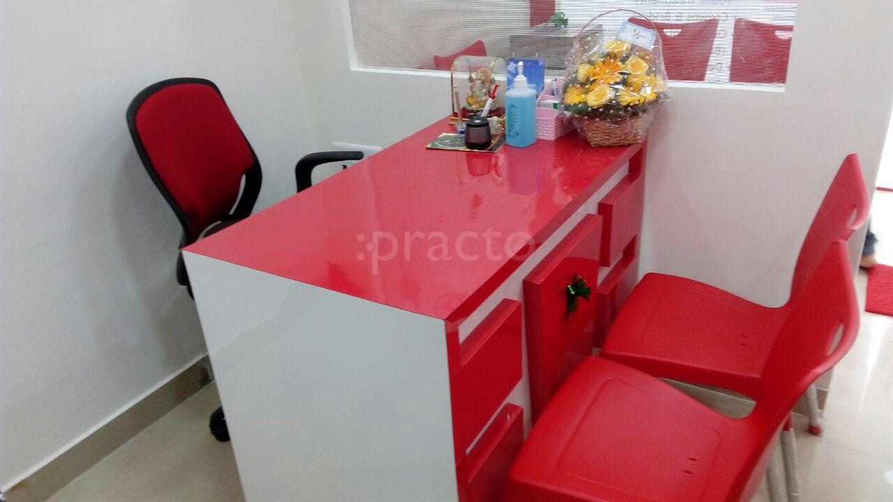 Reception at Natural Smile Dental Care Ramamurthy Nagar Bangalore