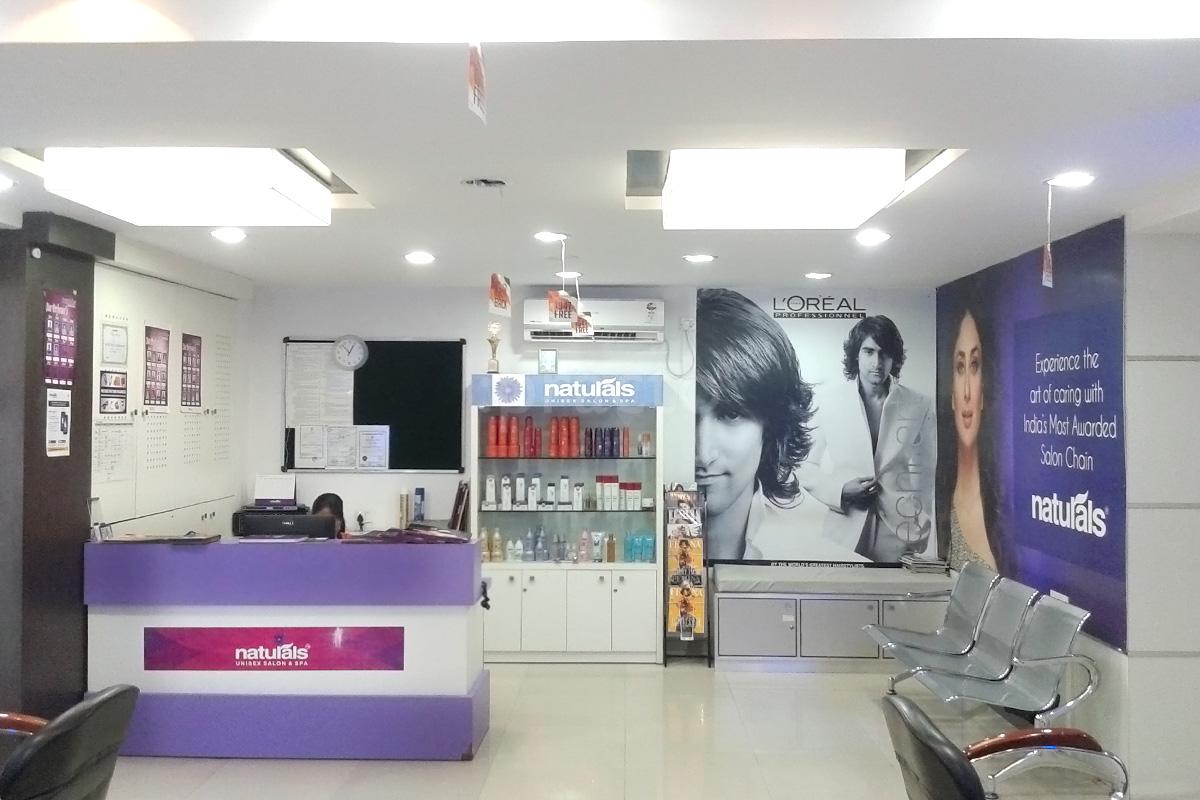Reception at Naturals Spa And Salon Bannerghatta Road Bangalore