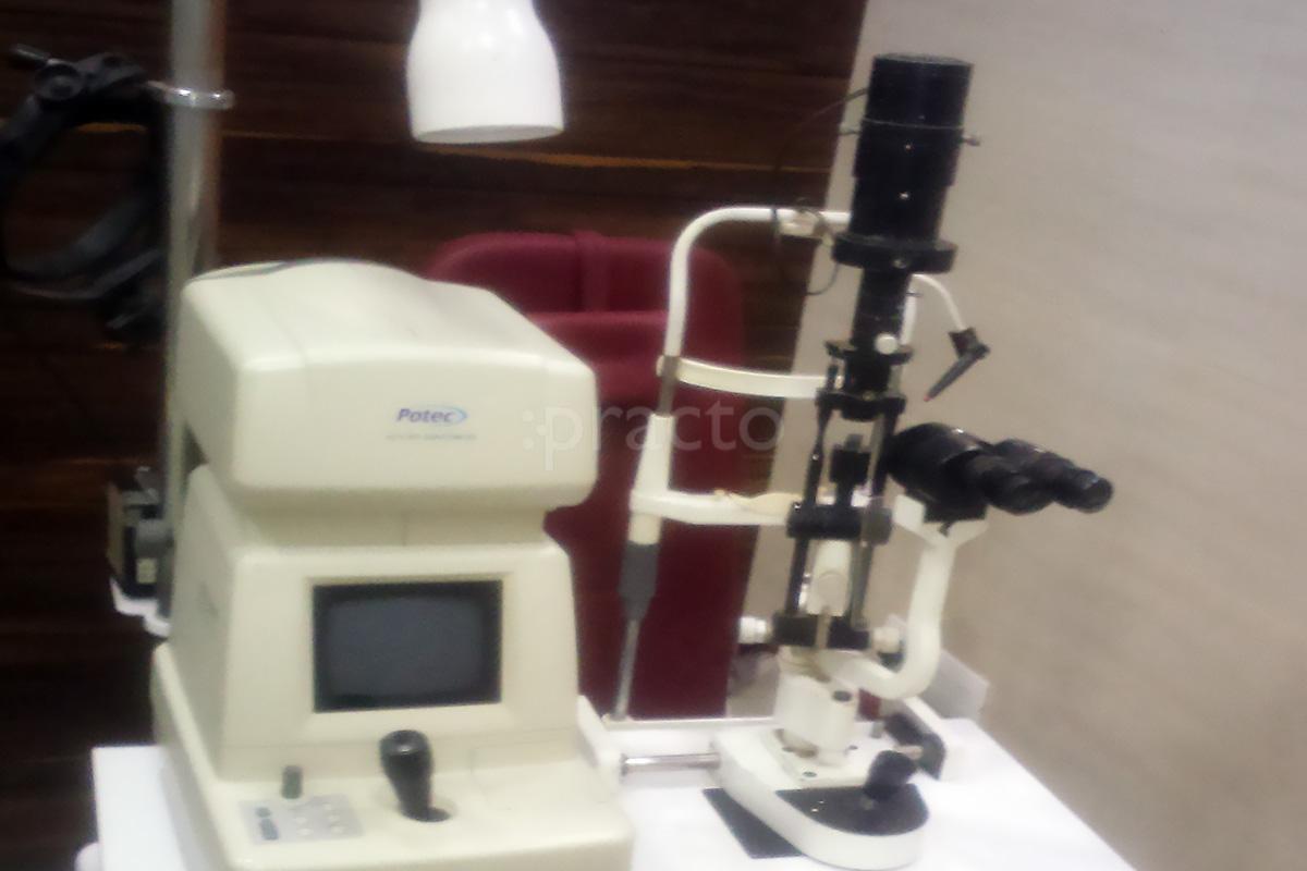 Services at Netram Eye Clinic & Opticians Mulund West Mumbai