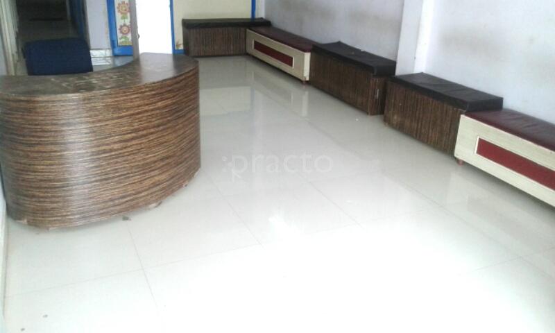 New Muskan Dental Clinic Bengali Square Indore