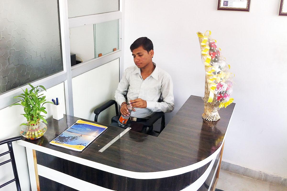 Reception at Nirmal Dental Care Shaheed Nagar Agra