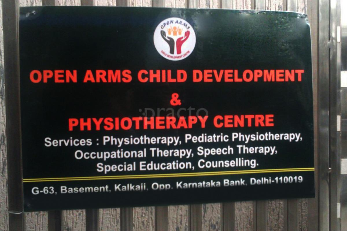 Entrance at Open Arms Child Development & Physiotherapy Centre Kalkaji Delhi