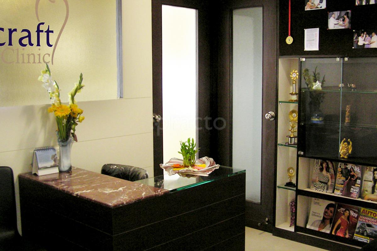 Reception at Oracraft Dental Clinic Aundh Pune