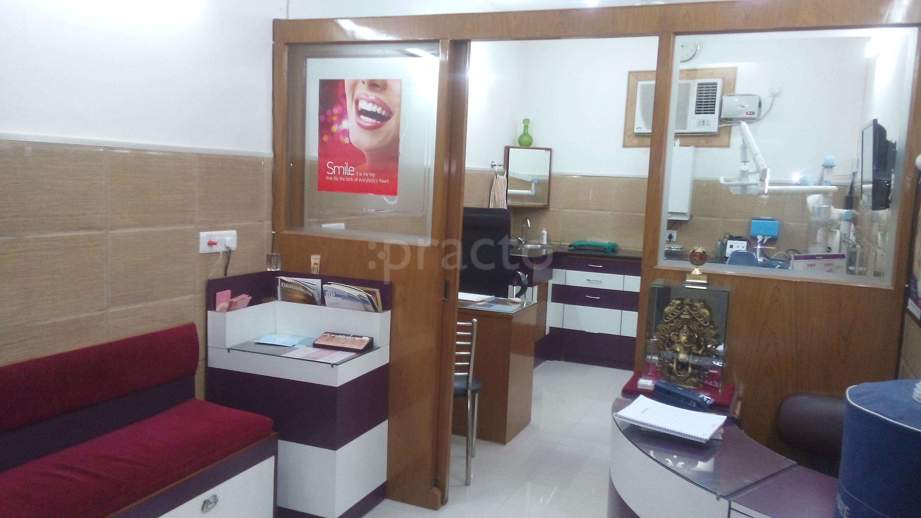Waiting Area at Oro Dental Uttam Nagar Delhi