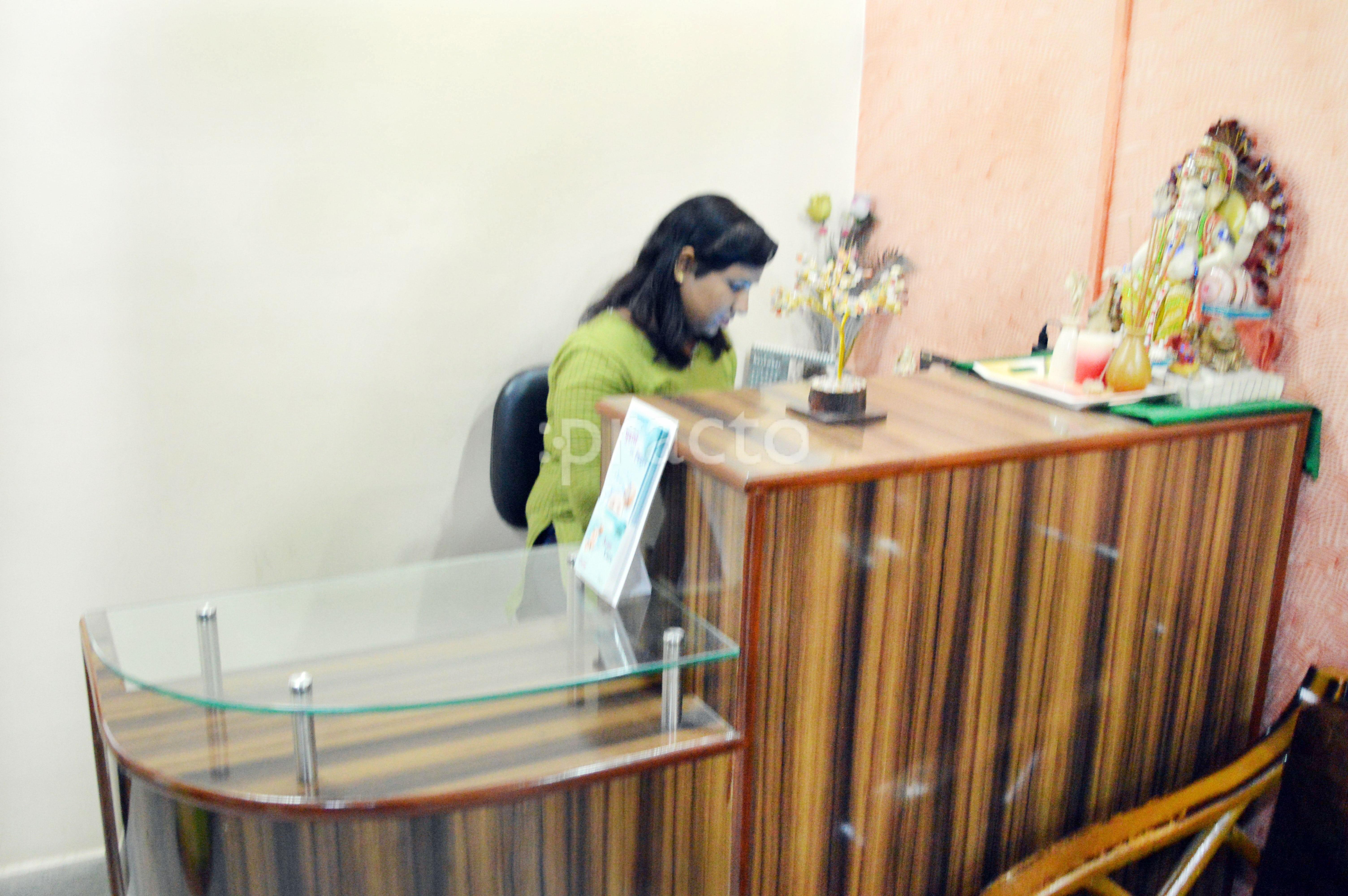 Reception at Parth Skin Clinic Rohini Delhi