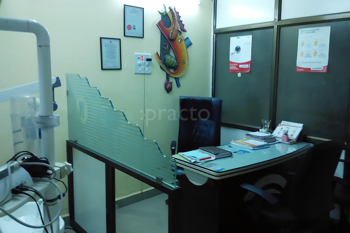 Reception at Patel Dental Care & Implant Centre Singanpore Surat