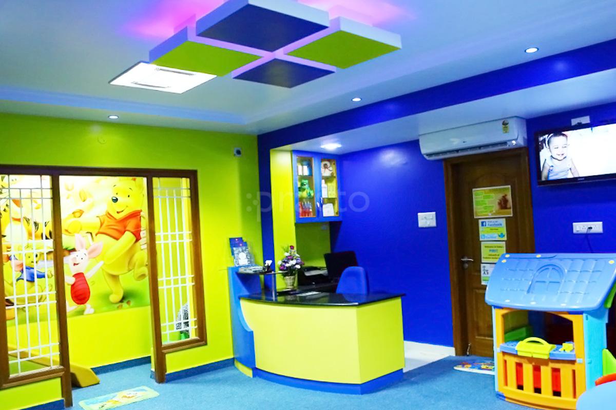 Reception at Pedo Planet Clinic Anna Nagar West Chennai