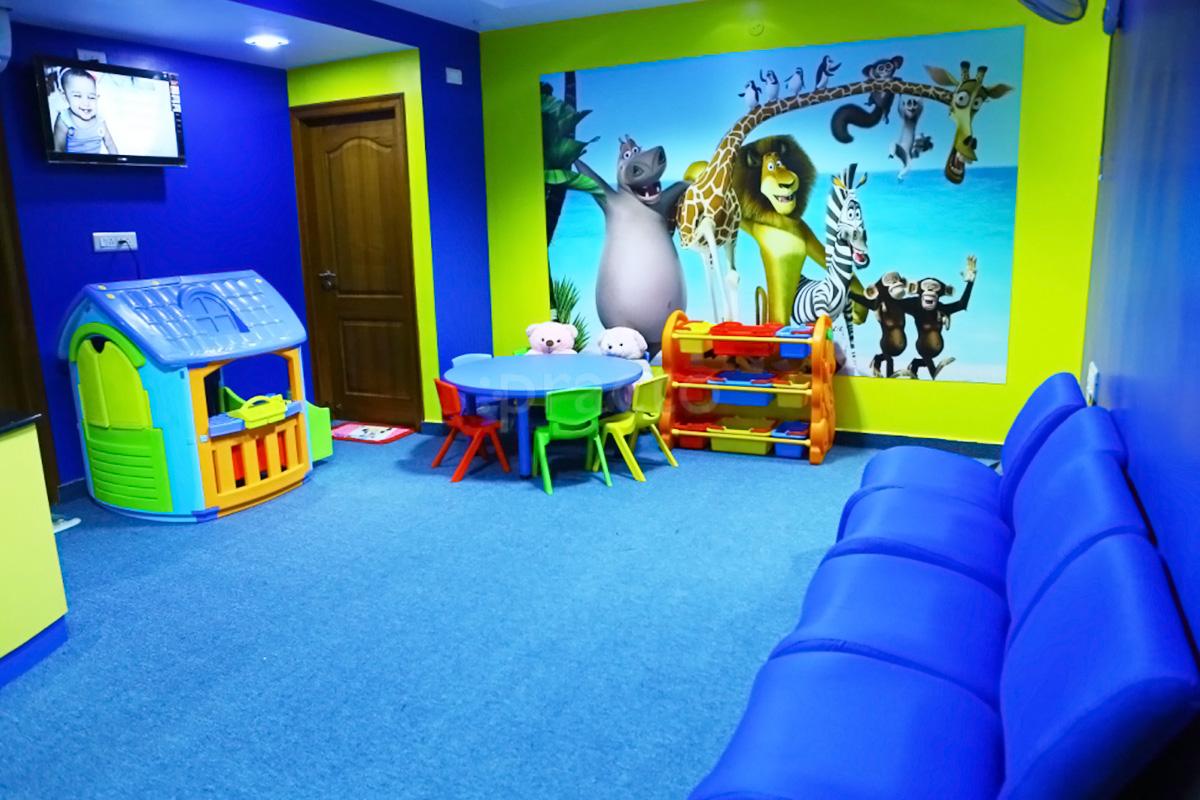 Waiting Area at Pedo Planet Clinic Anna Nagar West Chennai