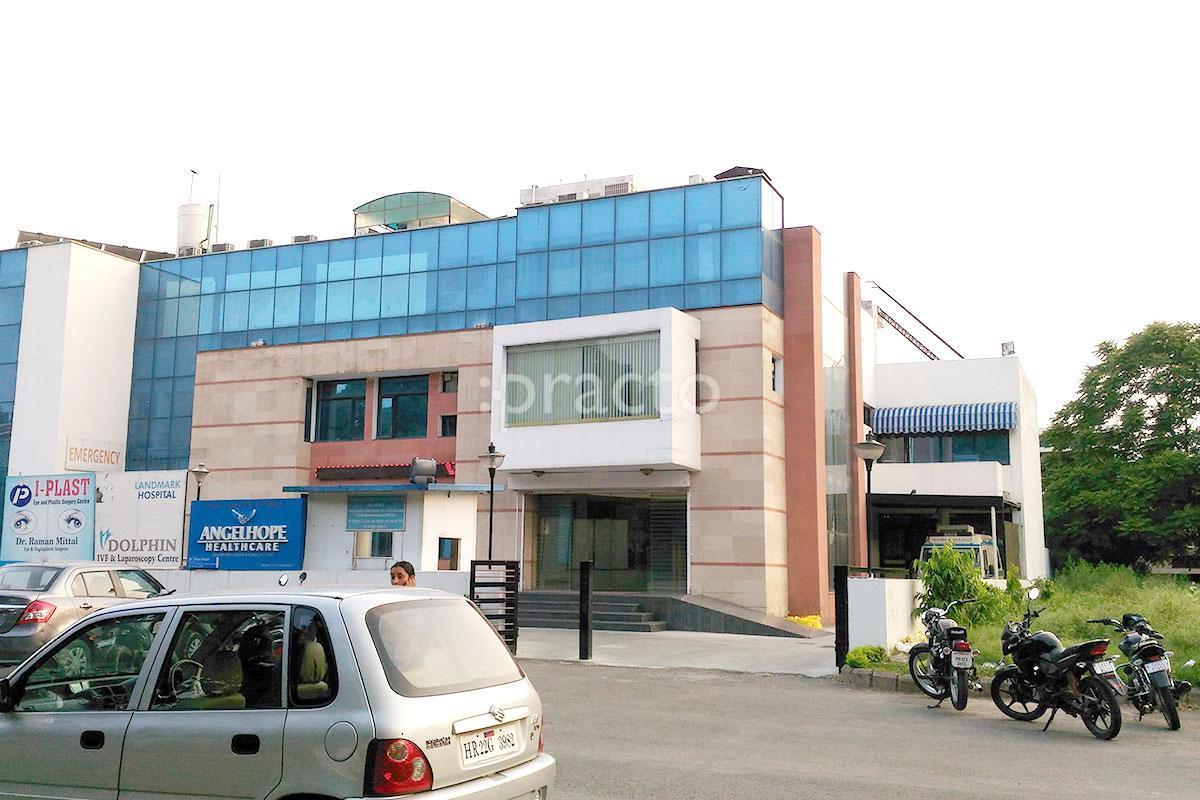 Entrance at Perfecto Physios Sector-33 Chandigarh