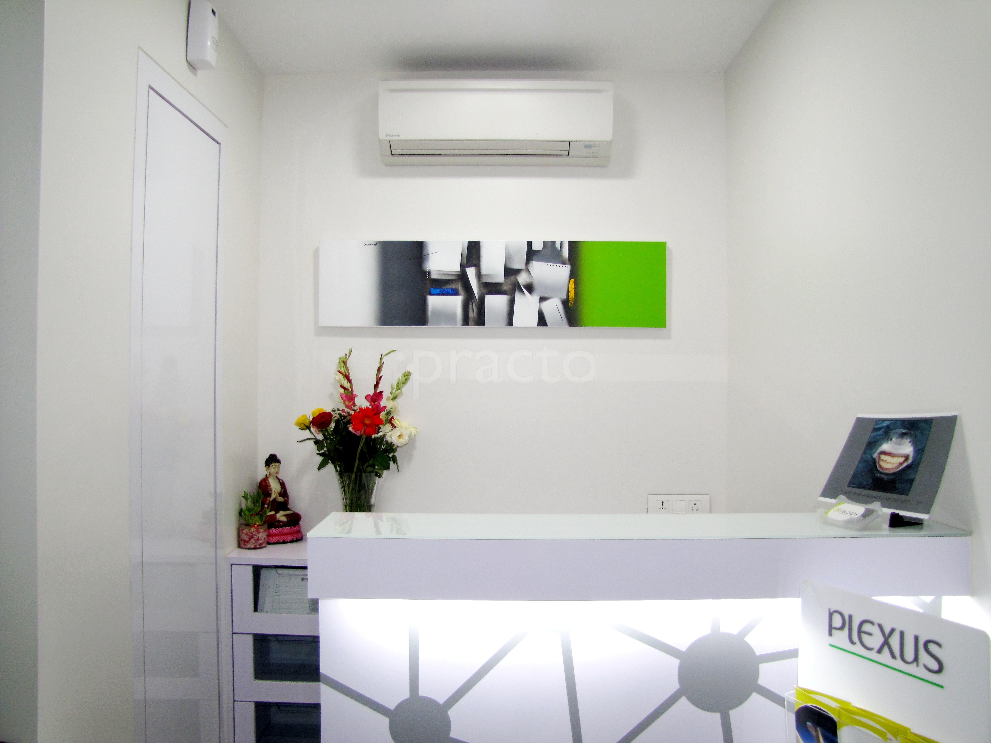Reception at Plexus dental studio  Lokhandwala Mumbai