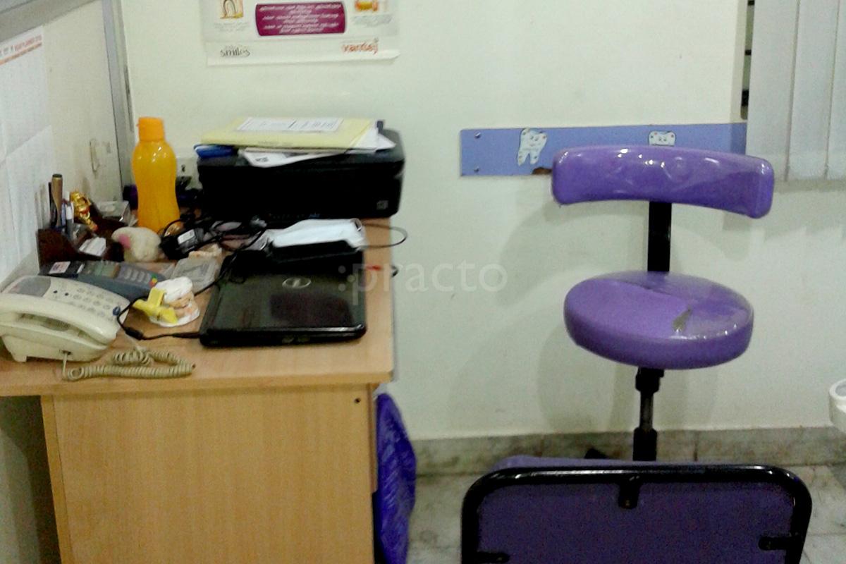 Reception at Positive Dental Caare Jafferkhanpet Chennai