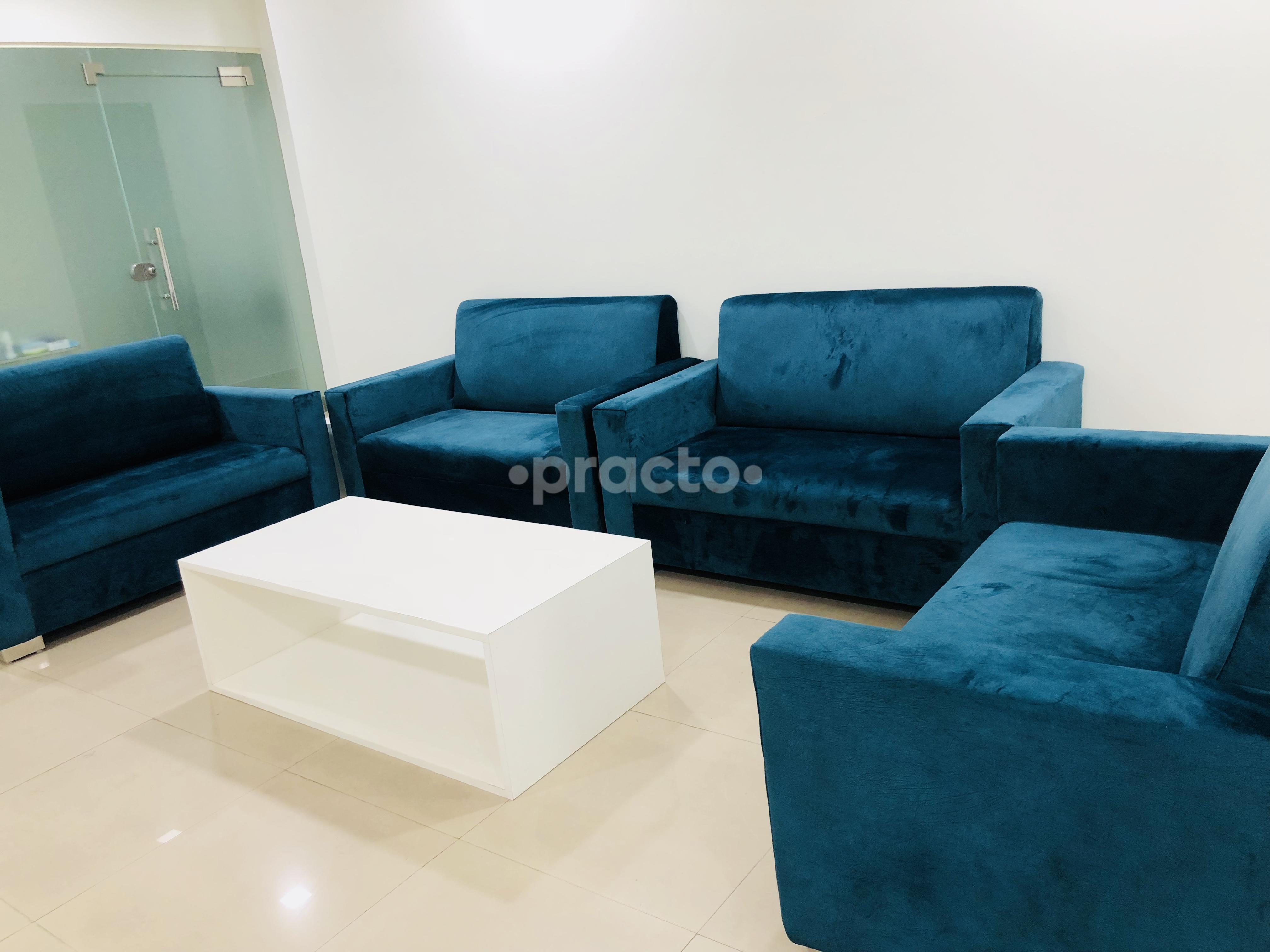 Waiting Area at SKINOS Kamla Nagar Delhi
