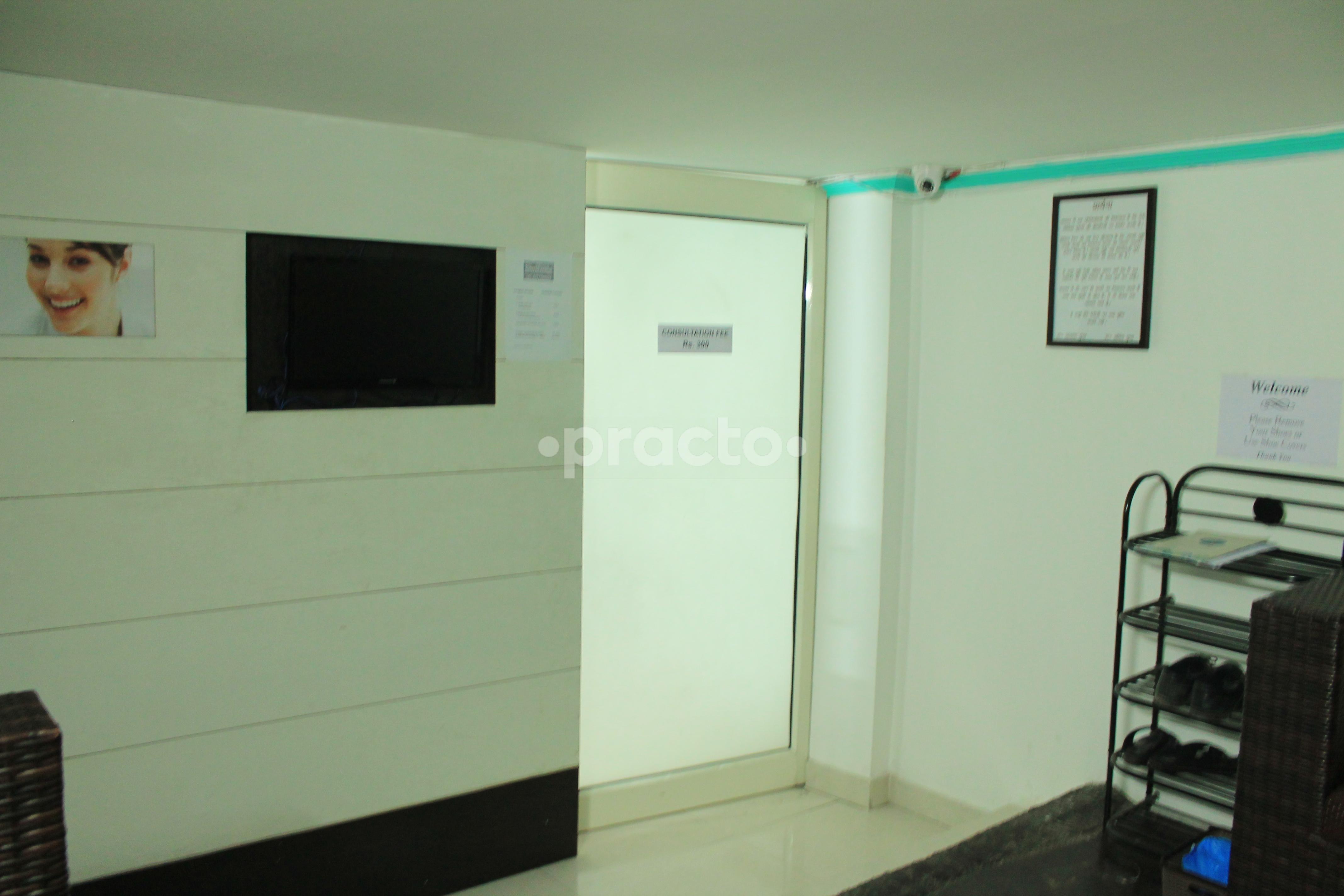Entrance at Dr. Gupta's Dental Clinic and Orthodontic Center Sector 12 Noida