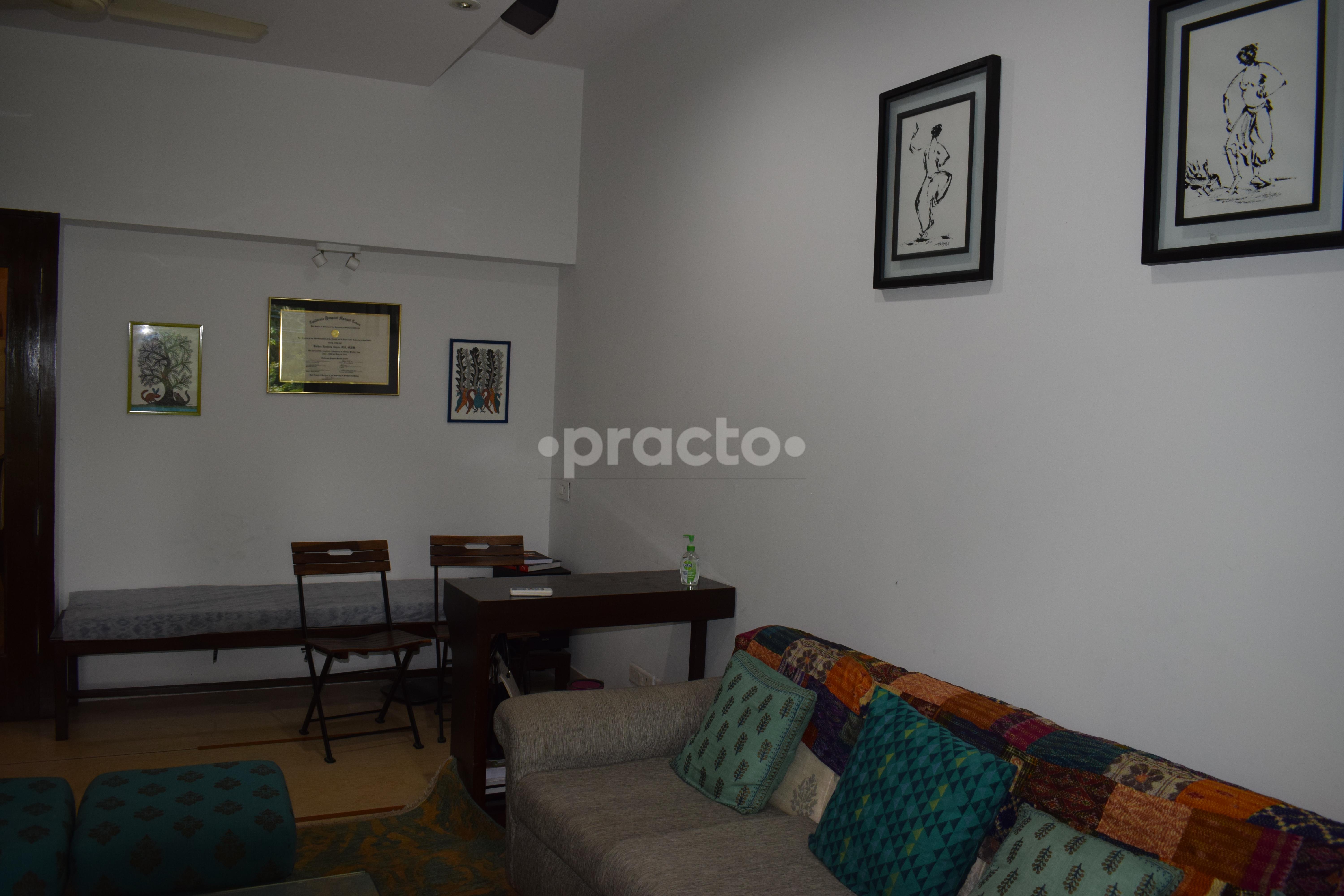 Reception at Kucheria Clinic Greater Kailash Part 1 Delhi