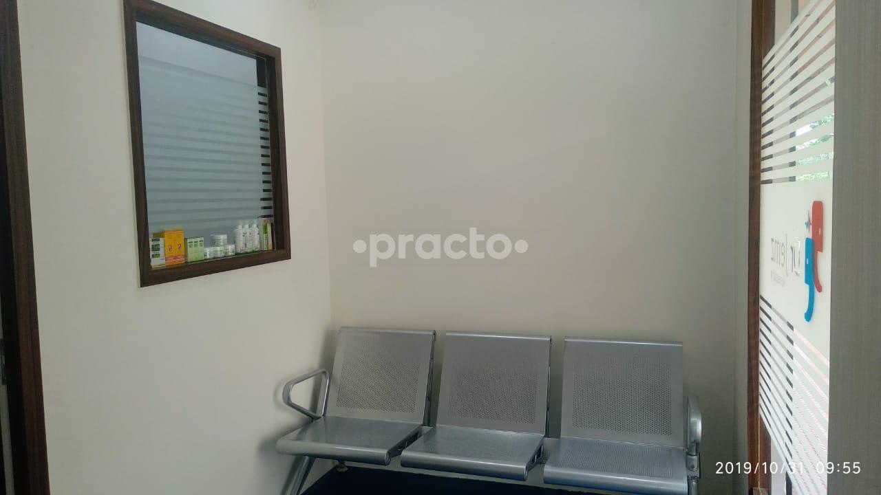 Waiting Area at Dr Jemz Homeopathy Ganapathy Coimbatore