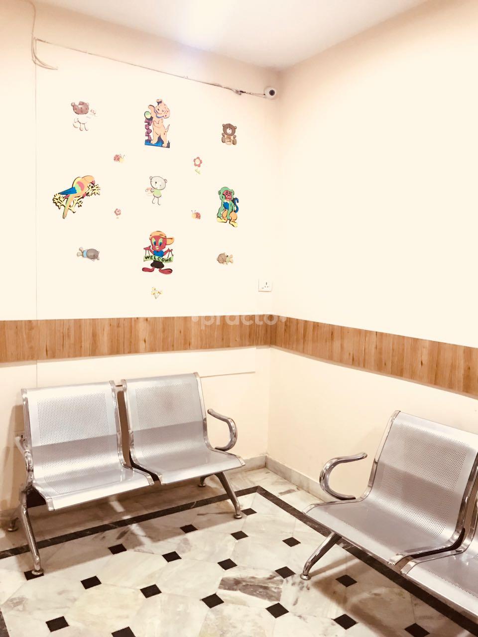Waiting Area at Shubham Child and Adolescent Clinic Gurgaon Sector 56 Gurgaon
