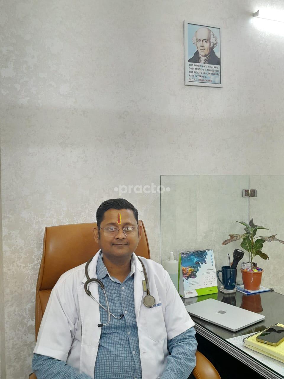 Consultation Room at SUSHILA HOMEOPATHY KANPUR I DR JITENDRA SRIVASTAVA Shyam Nagar Kanpur