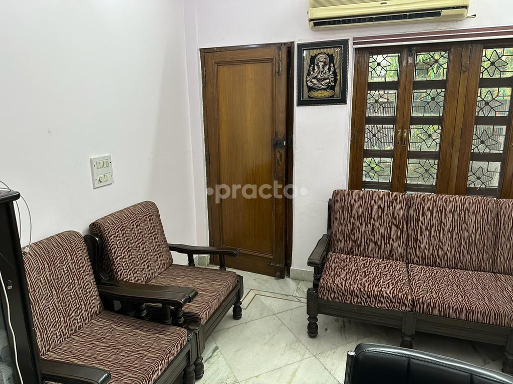 Reception Area at Morpheus Lung and Sleep Clinic Pitampura Delhi