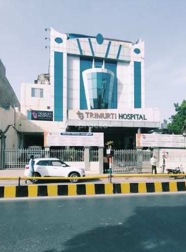 Trimurti Hospital Bhojuveer Varanasi