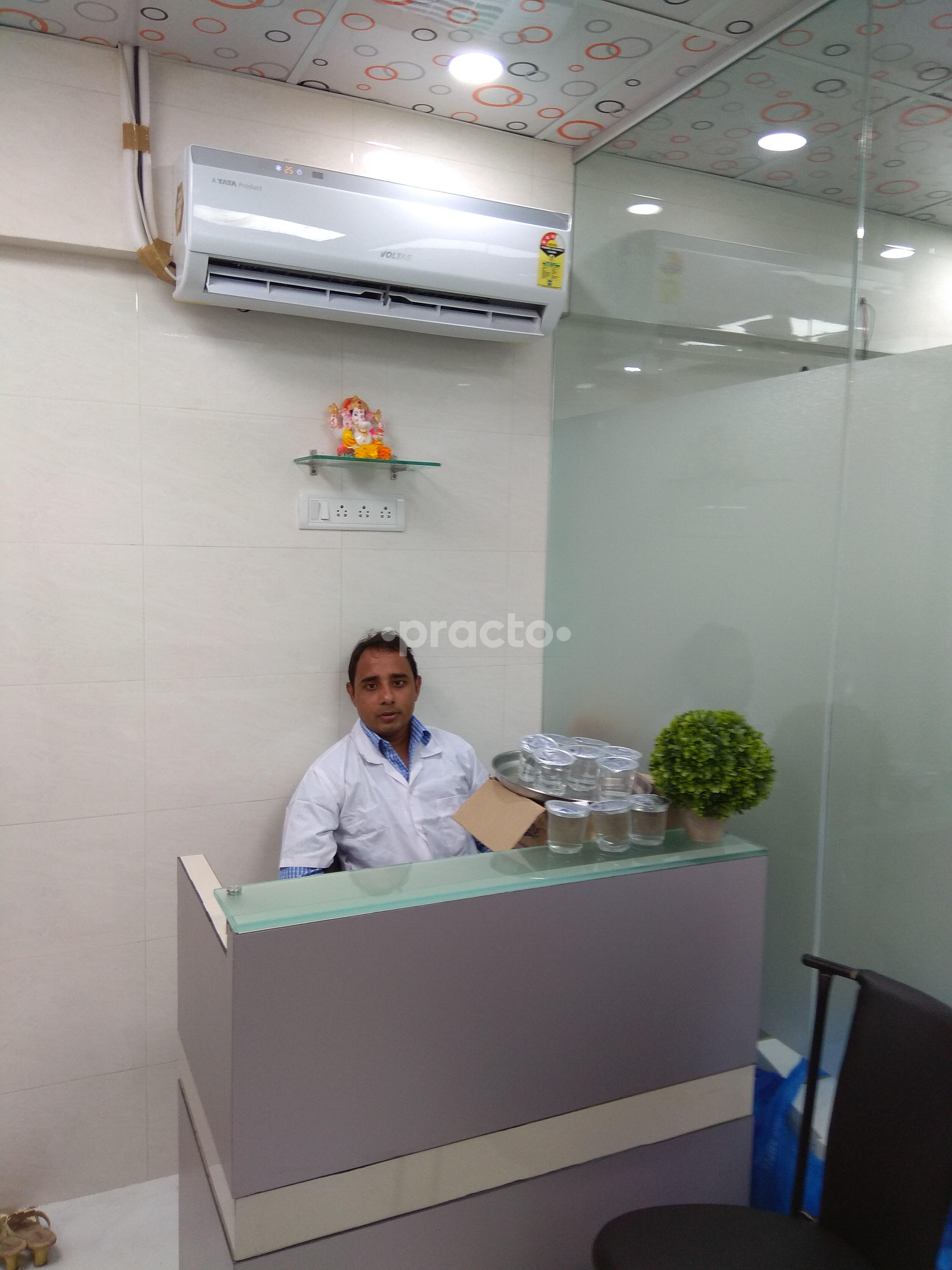 Reception at Dr. Nanda R Kumar's Gynecology Clinic. Chembur East Mumbai