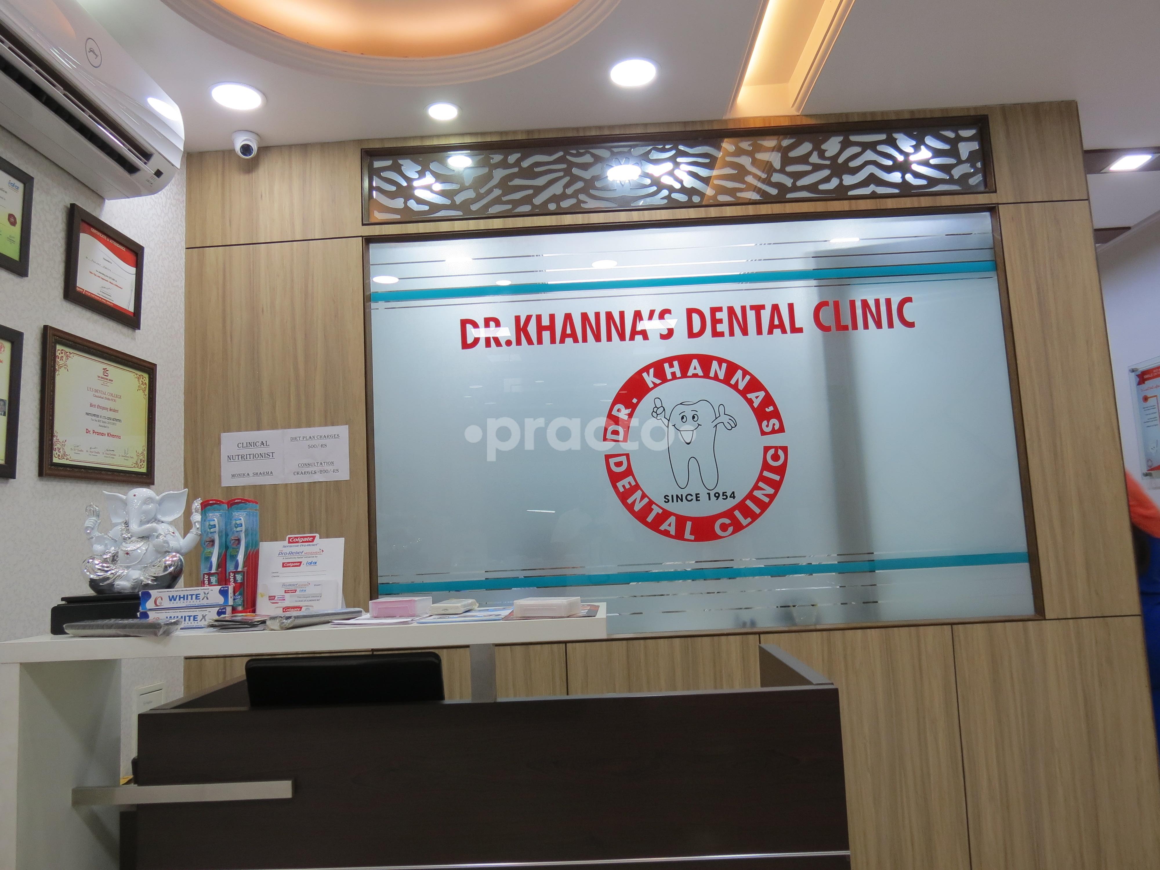 Reception at Dr. Khanna's Dental Clinic Lajpat Nagar Delhi