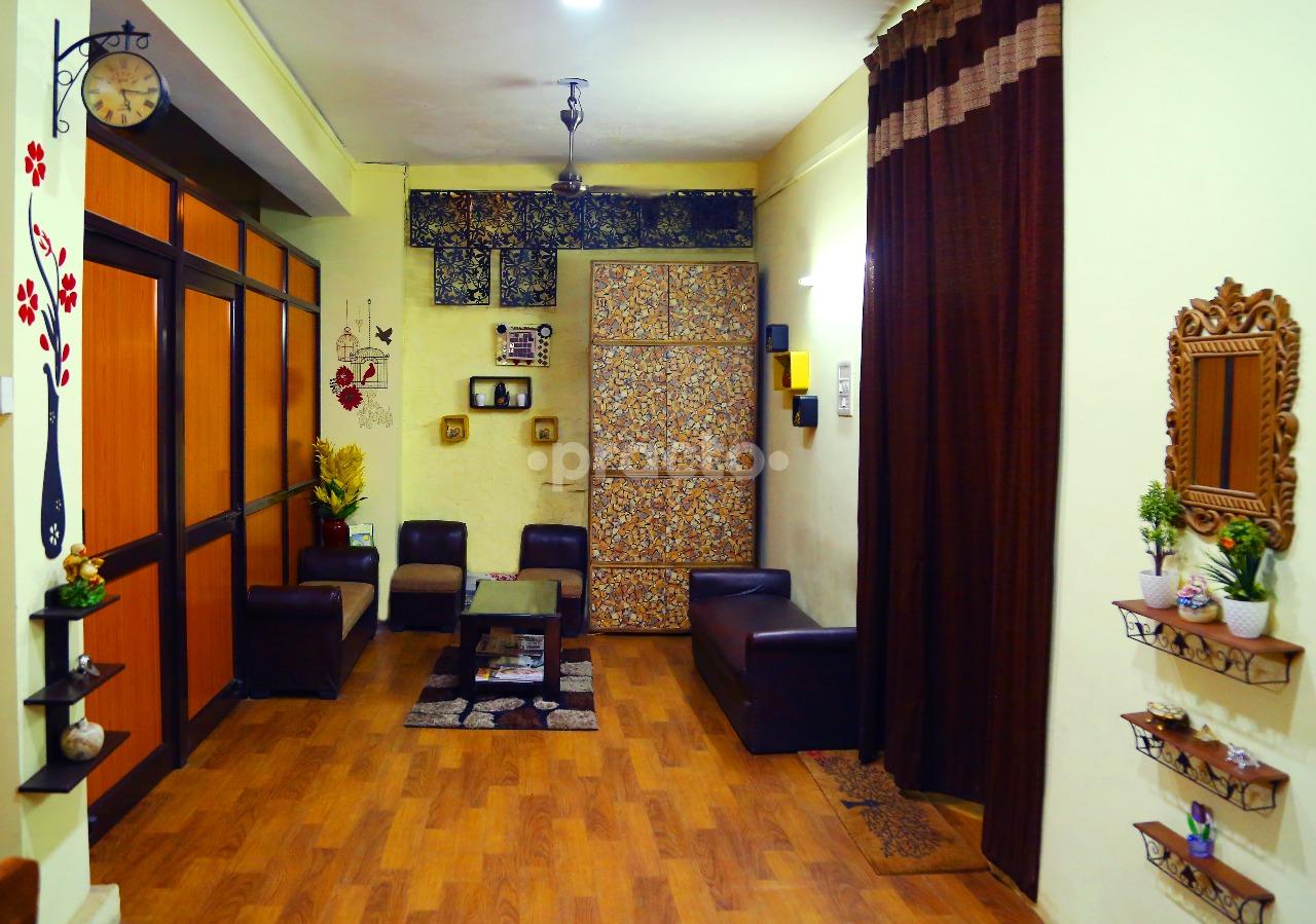 Waiting Area at Arya Skin & Hair Clinic Karol Bagh Delhi