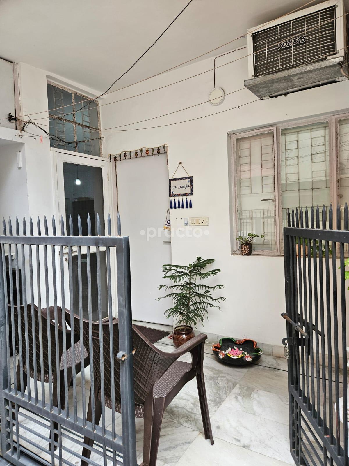 Outside Area at Healthy Moves Physiotherapy Clinic Munirka Delhi