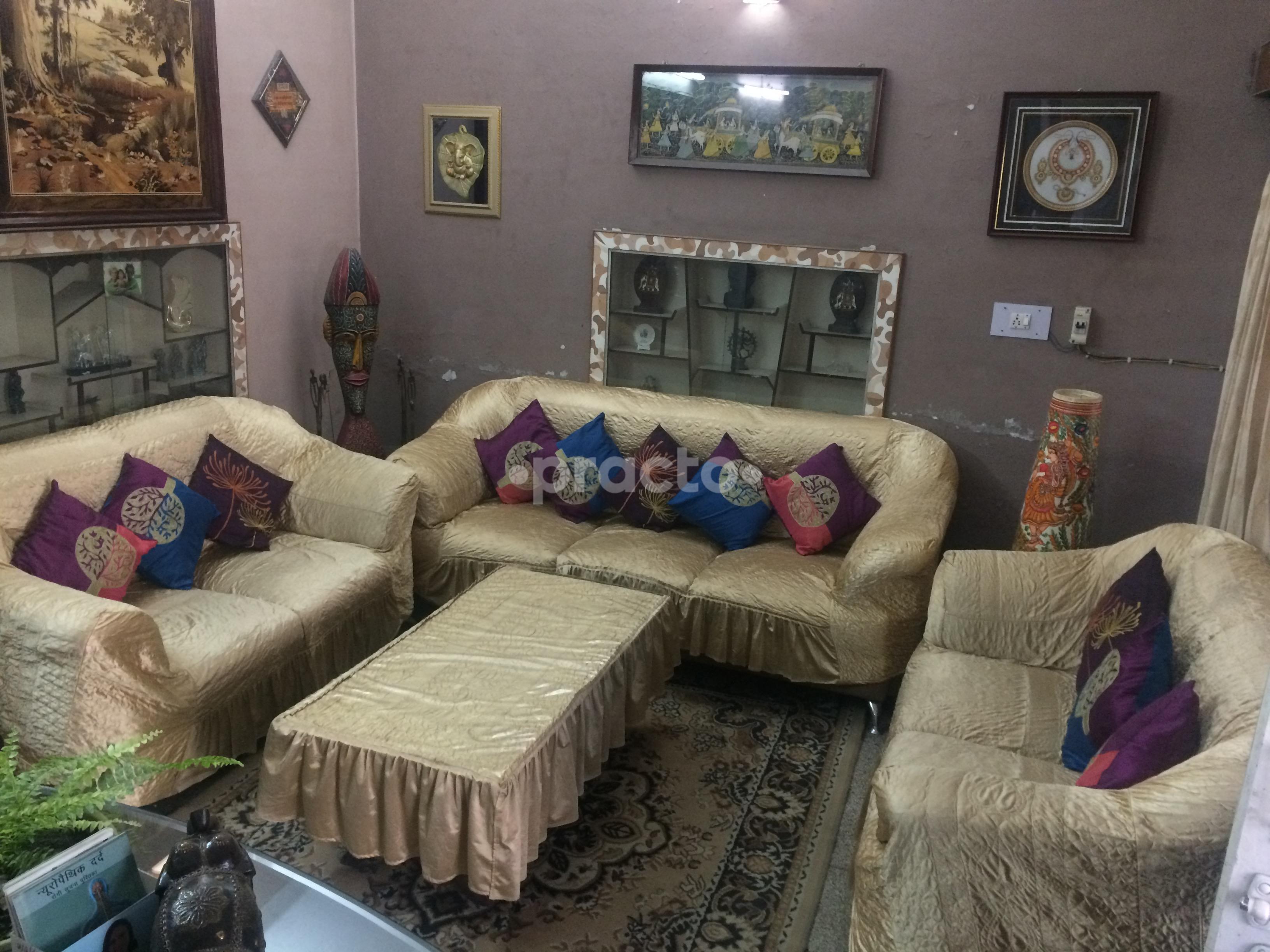 Waiting Area at Brain, Face, Spine Care Clinic Amritsar Bus Stand Amritsar