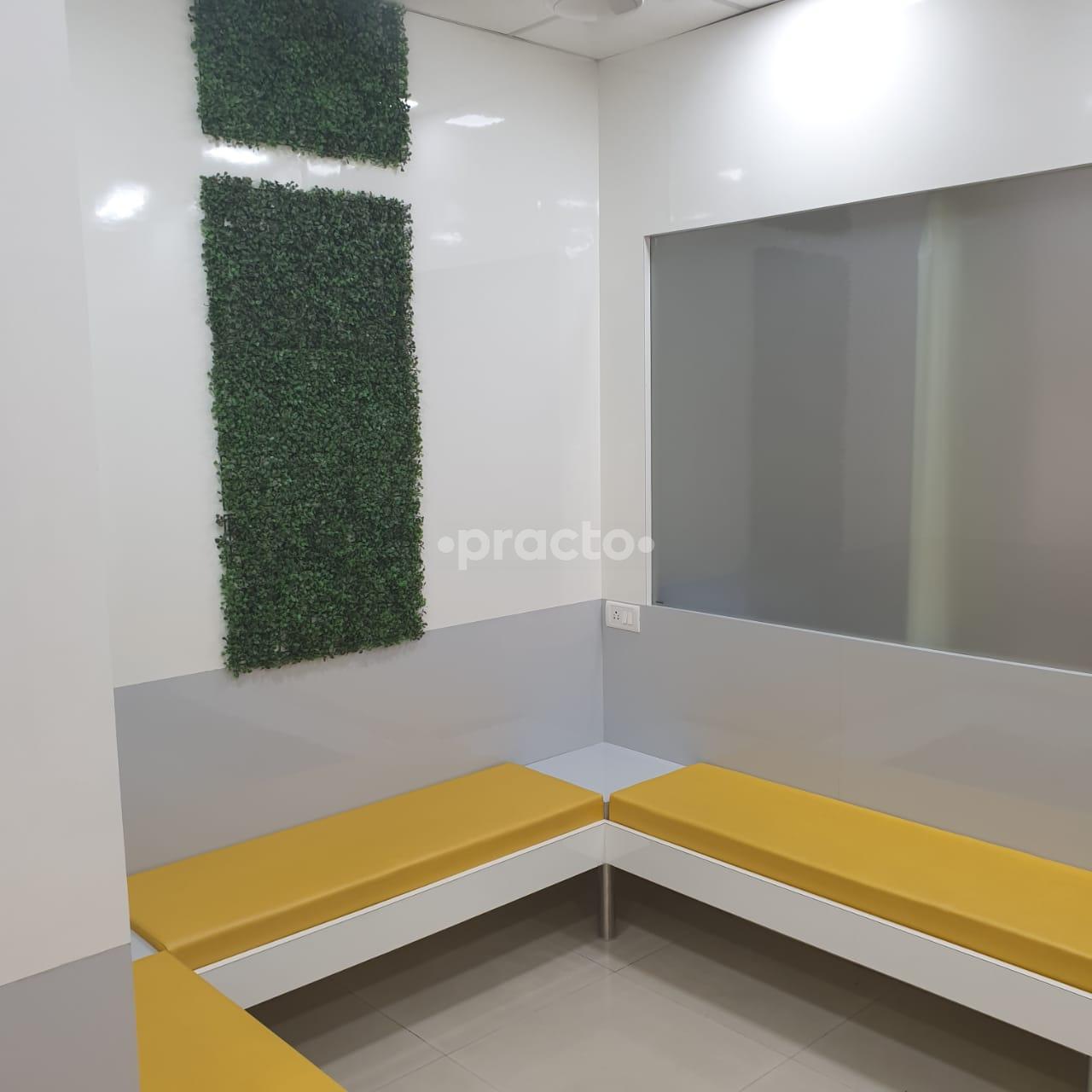 Waiting Area at Shree Gastroenterology and Endoscopy Clinic Thane West Thane