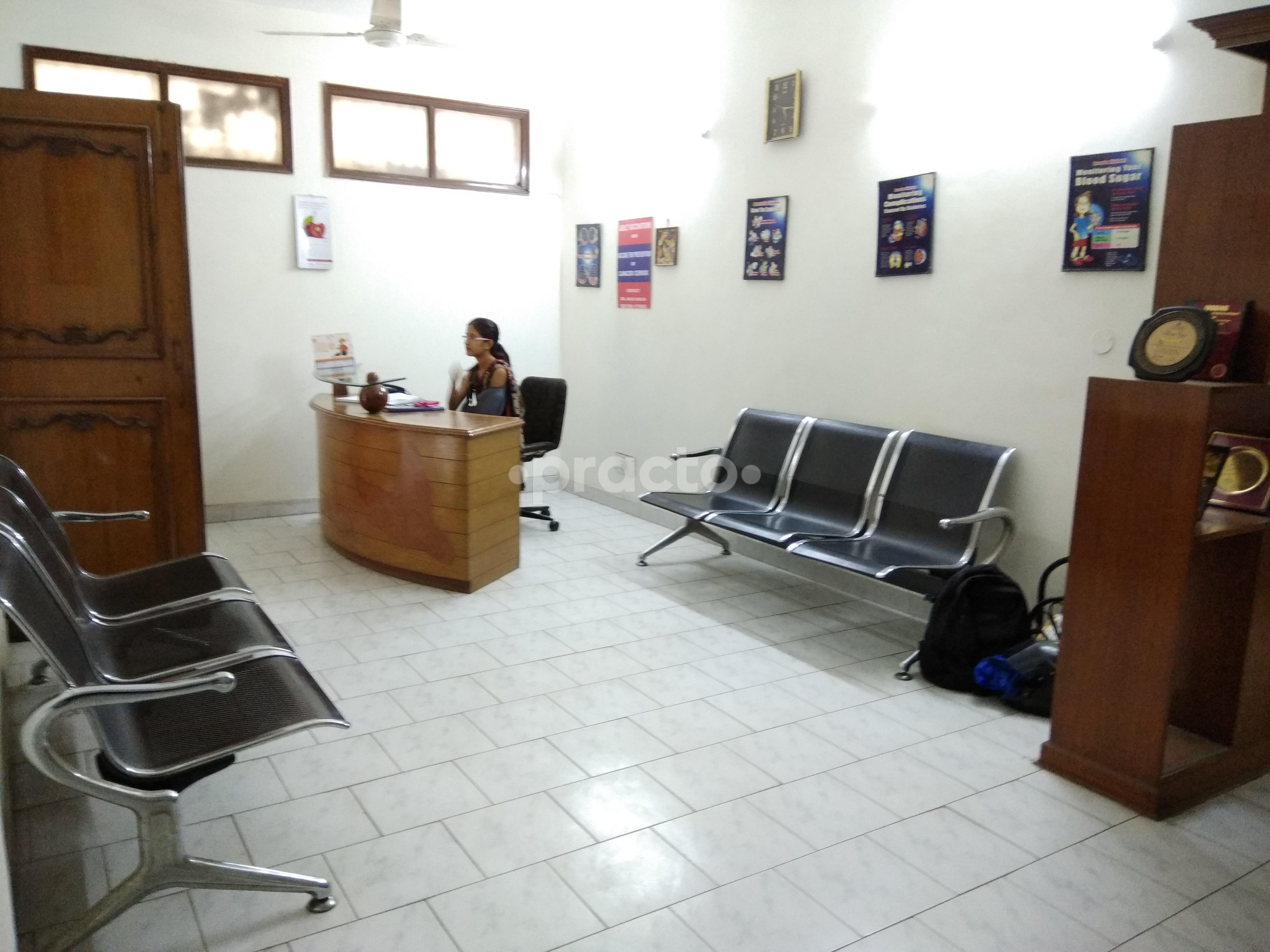 Waiting Area at Ahuja Clinic Saket Delhi