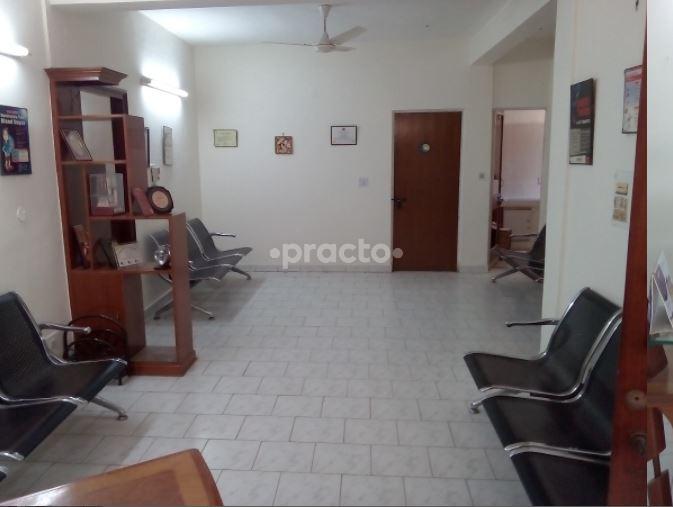 Entrance at Ahuja Clinic Saket Delhi