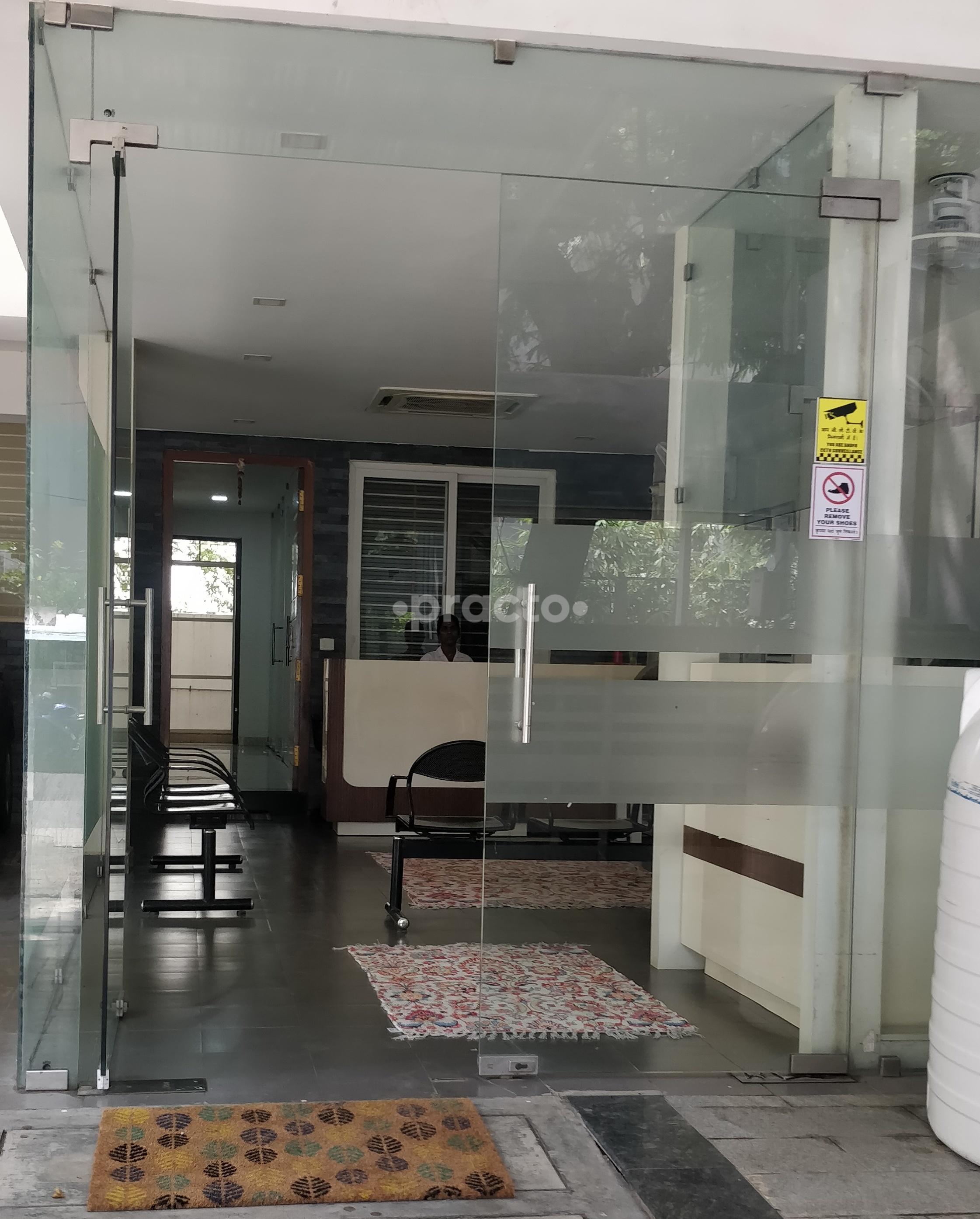 Reception Area at Ever Health Clinic Perungudi Chennai