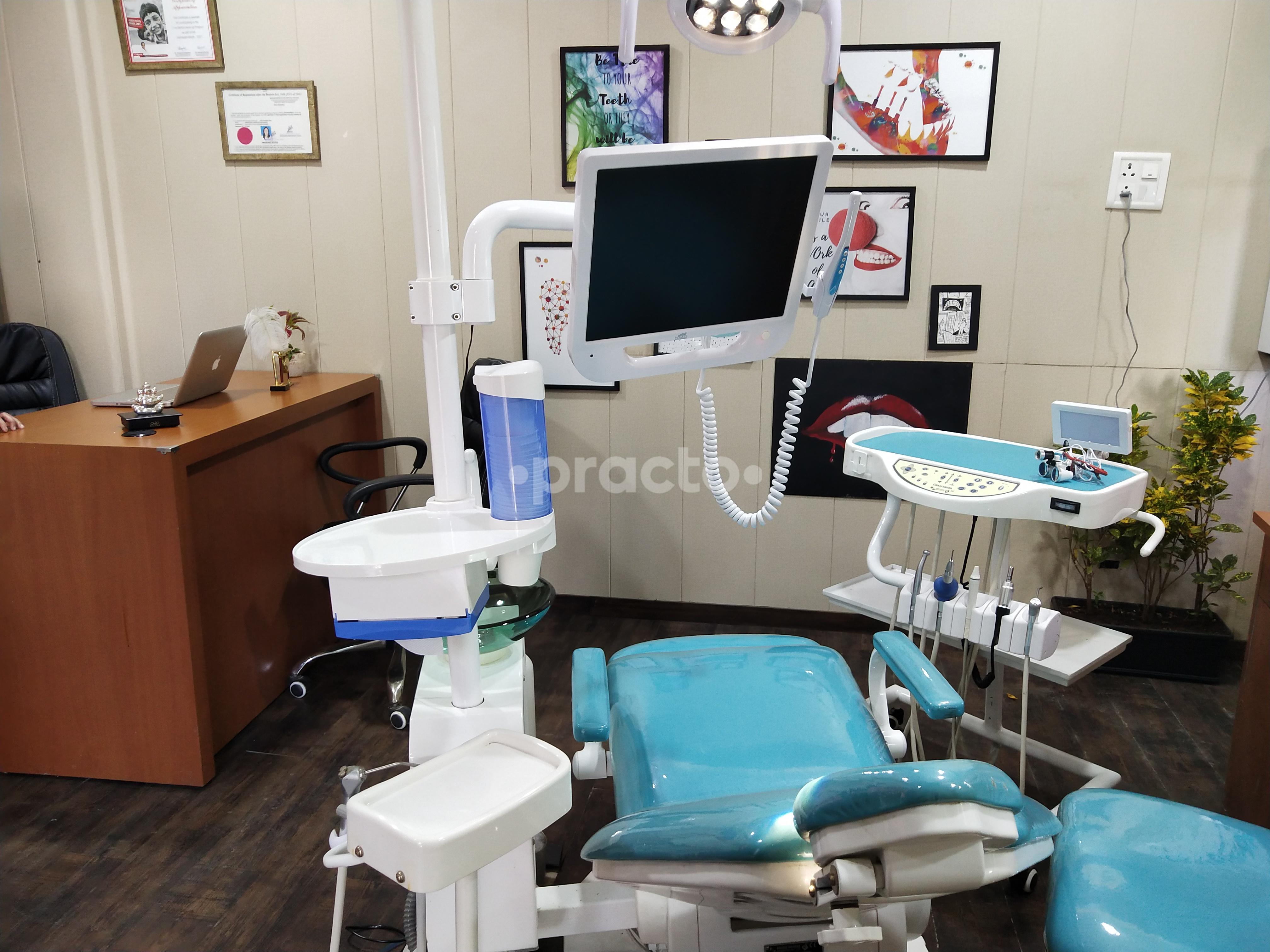Operation Theatre at Dr. Teeth Implant & Aesthetic Centre Walkeshwar Mumbai