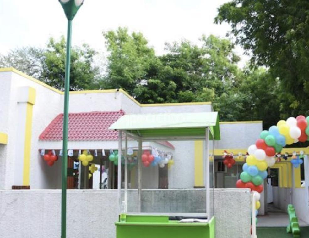 Outside Area at Tender Touch Pediatric Therapy Center DLF Phase III Gurgaon