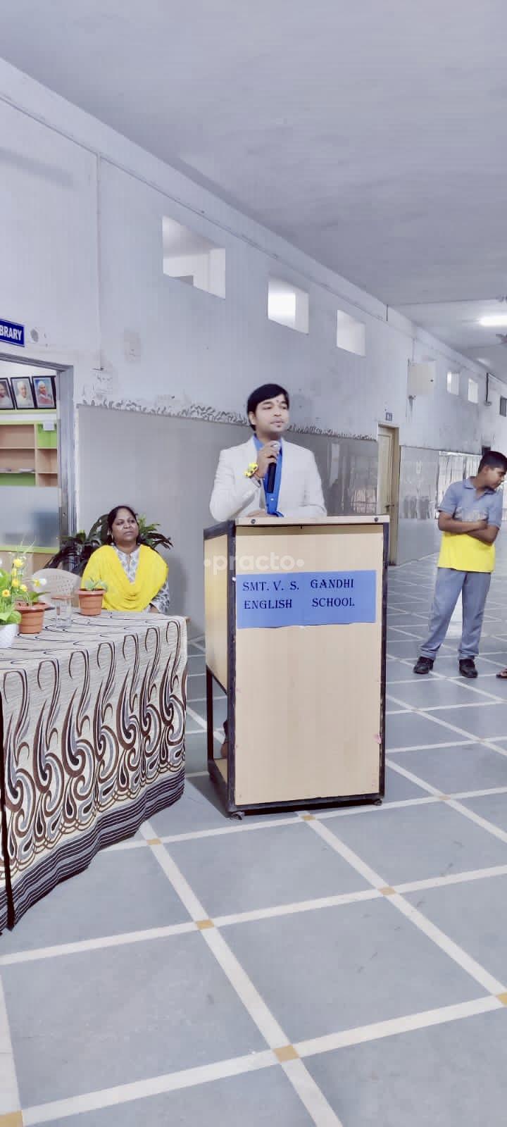 Dr. Ramakant Gadiwan Psychological Healthcare Counselling And Hypnotherapy Centre Certified (UK) and (USA) Khamla Nagpur