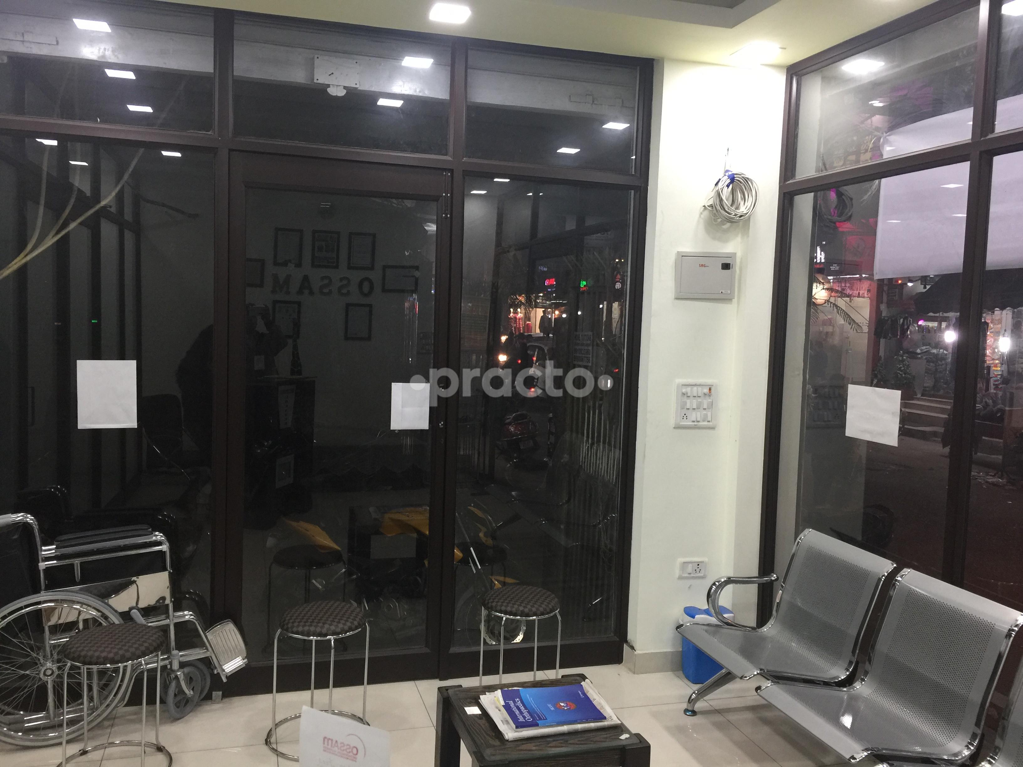 Waiting Area at OSSAM Clinic Krishna Nagar Delhi