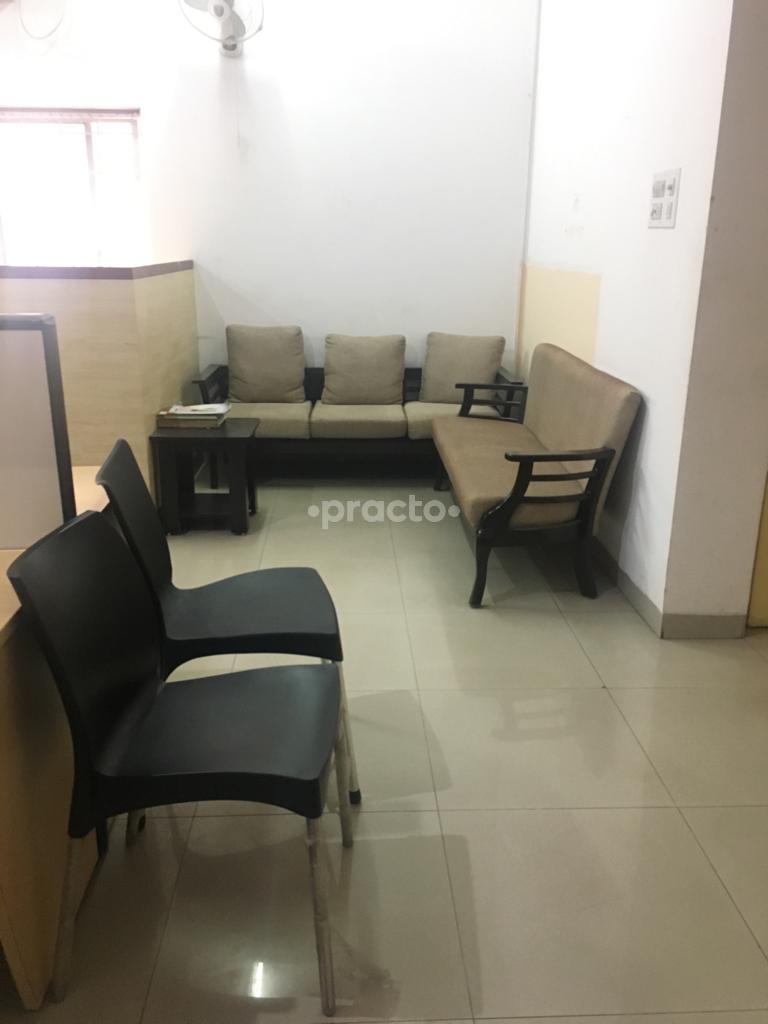 Waiting Area at Athoz Family Care Indiranagar Bangalore