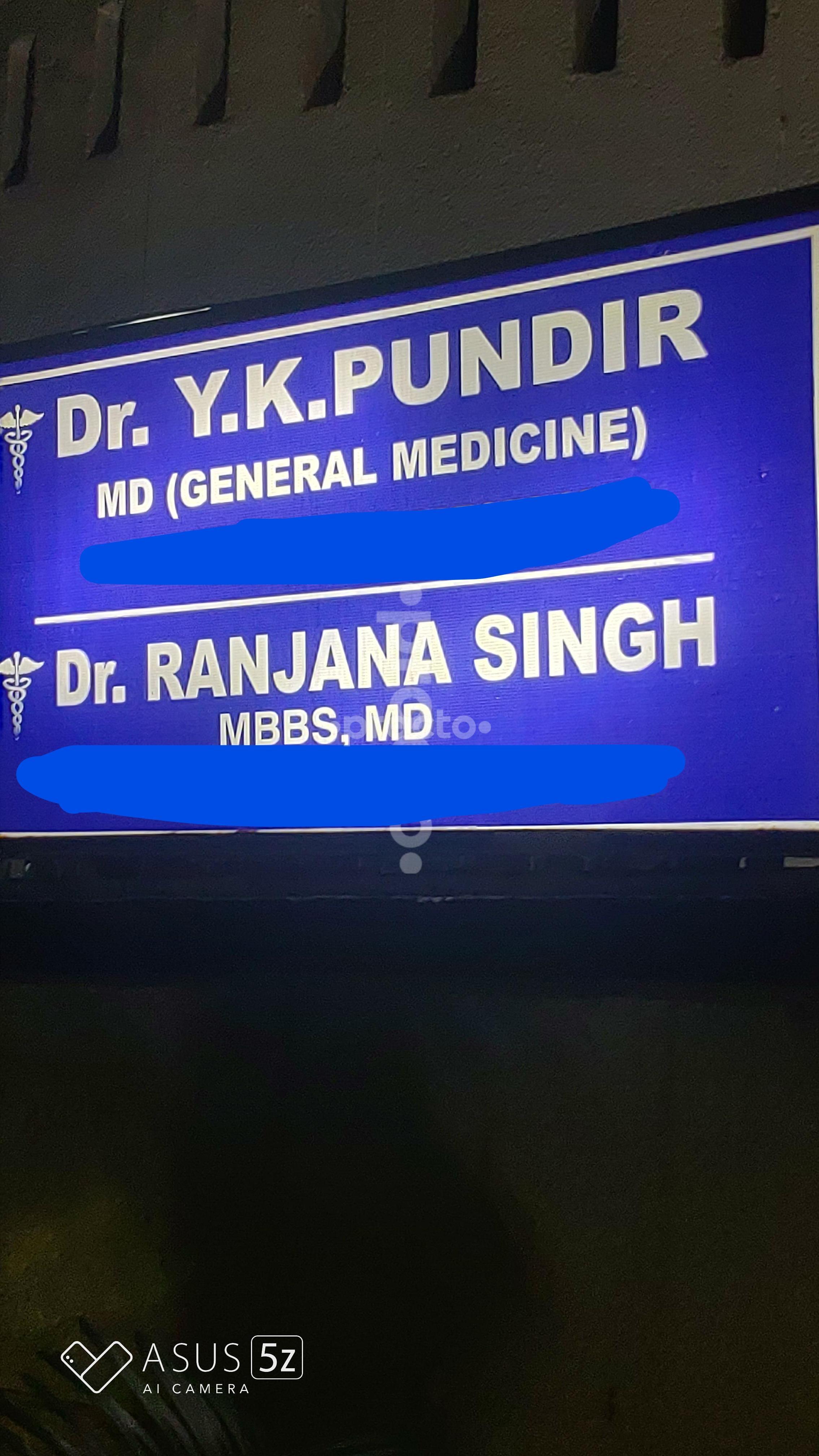 Establishment board at Dr. Y.K Pundir Clinic Sector 135 Noida
