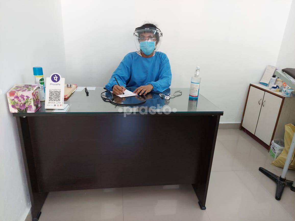 Consultation Room at Dr. Finy's Clinic KPHB Hyderabad