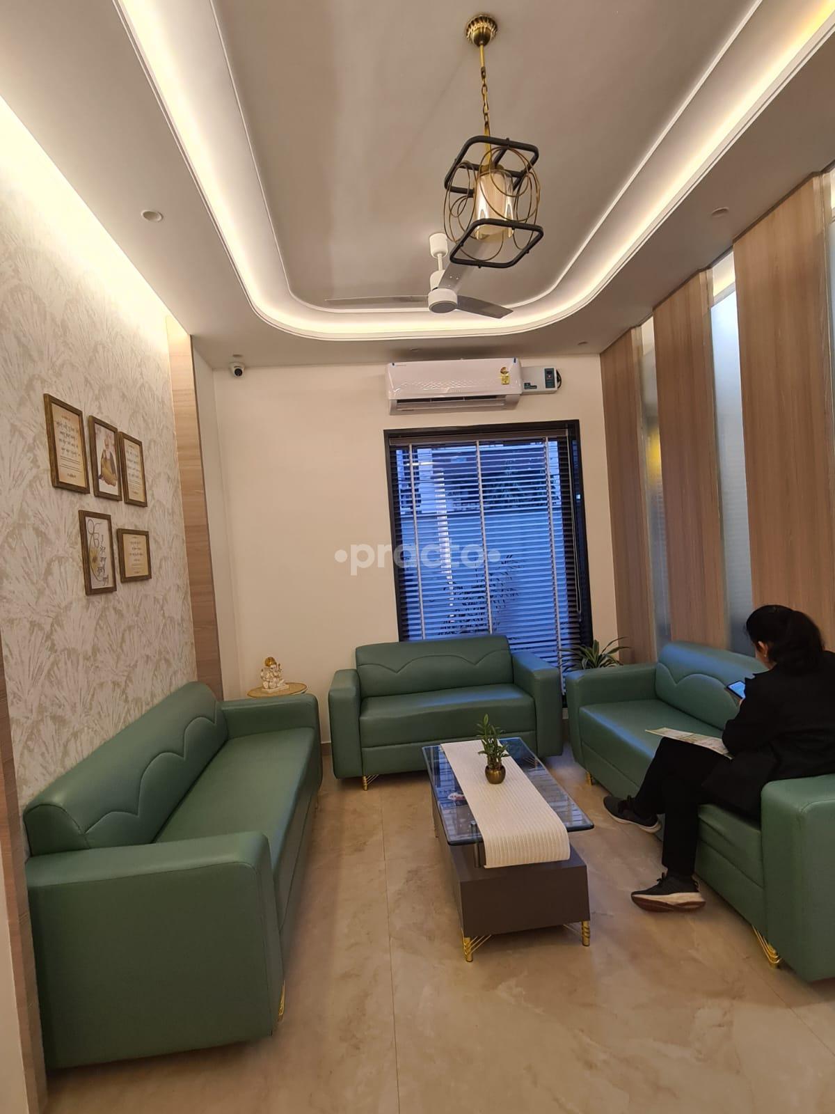 Waiting Area at Ranjit Fat Loss and Diet Clinic Ranjit Avenue Amritsar