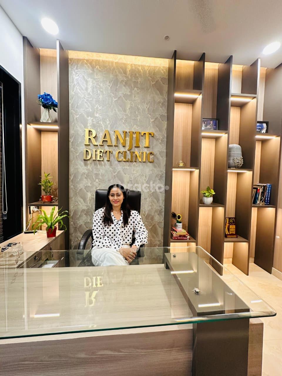 Consultation Room at Ranjit Fat Loss and Diet Clinic Ranjit Avenue Amritsar