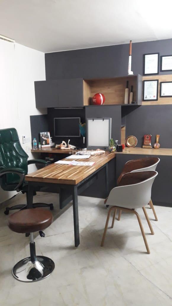Consultation Room at The Orthopaedic and Sports Med Clinic Vijayanagar Bangalore