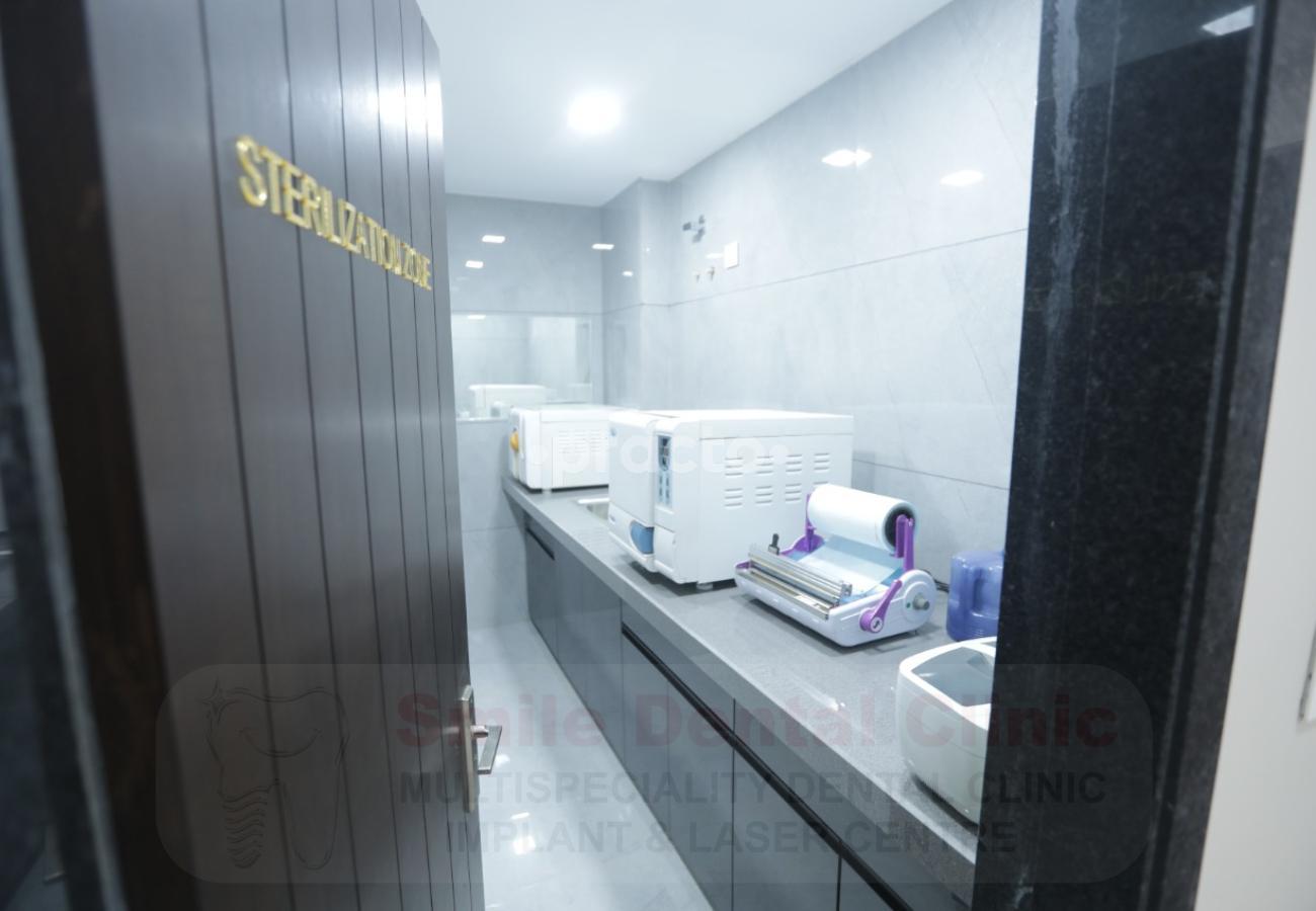 Equipment Area at Smile Dental Clinic Pipliyahana Indore