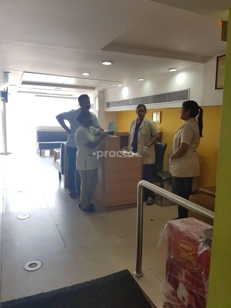 Reception at Leekha's Clinic Hauz Khas Delhi