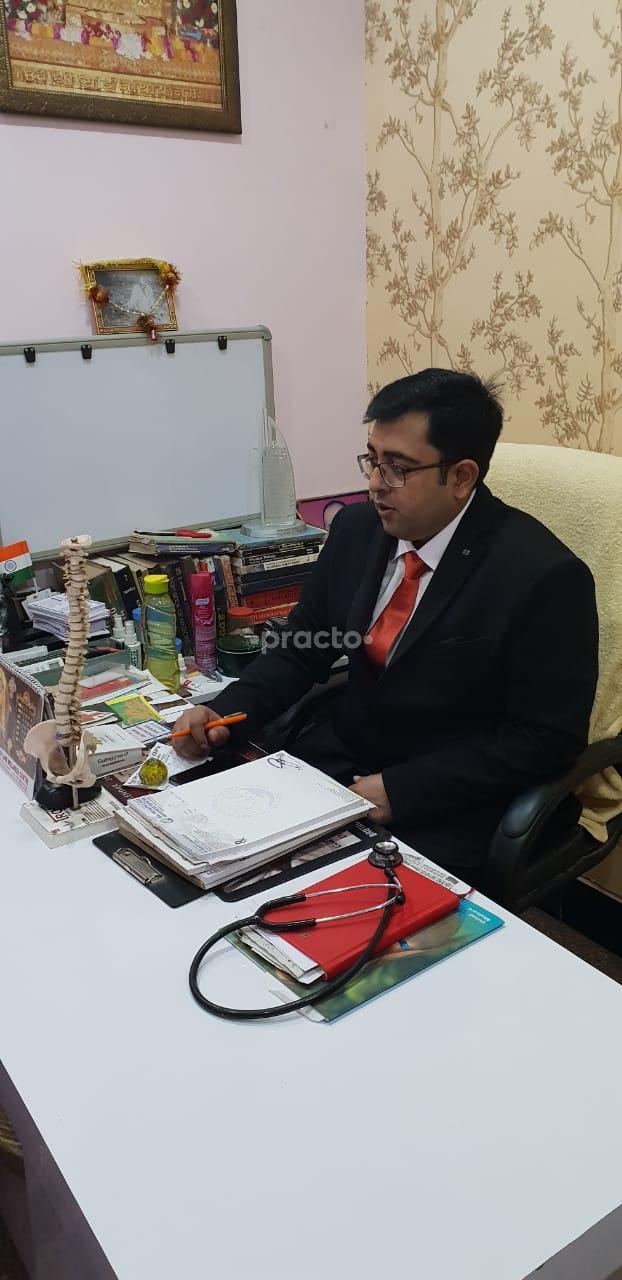 Consultation Room at Sai Health Care Wellness Center Boring Canal Road Patna